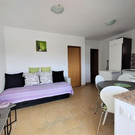ורבניק Apartman Kristina מראה חיצוני תמונה