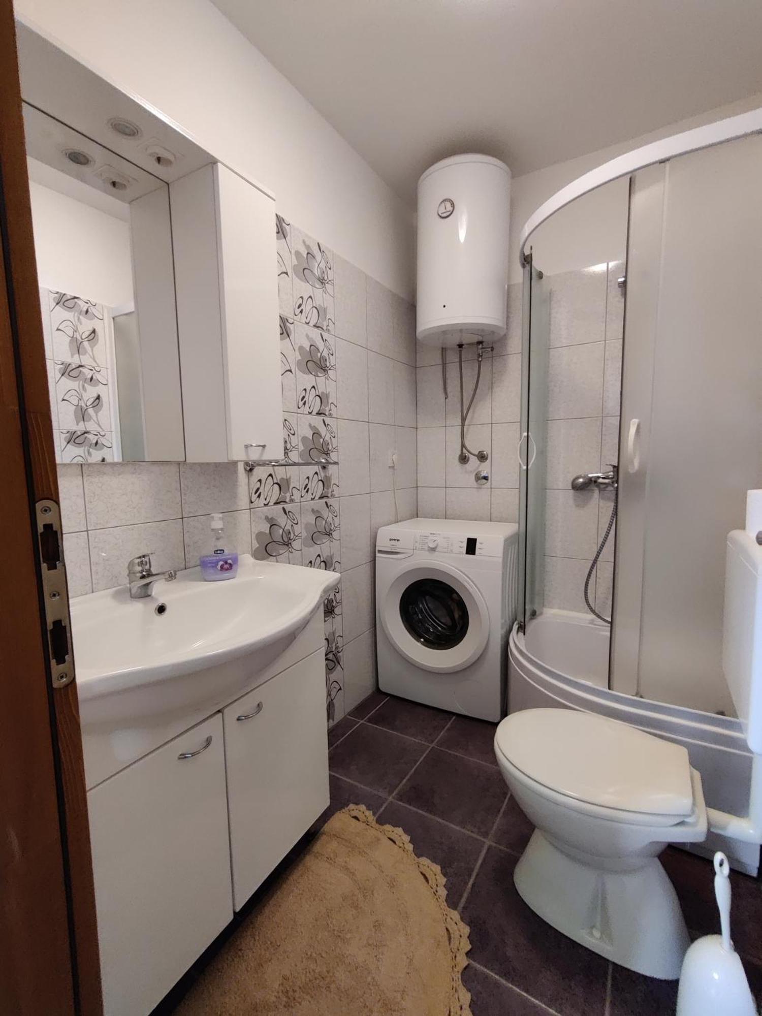 ורבניק Apartman Kristina מראה חיצוני תמונה
