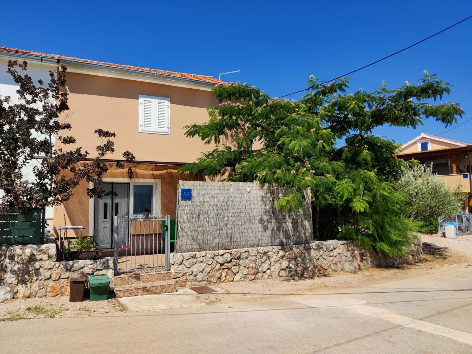 ורבניק Apartman Kristina מראה חיצוני תמונה